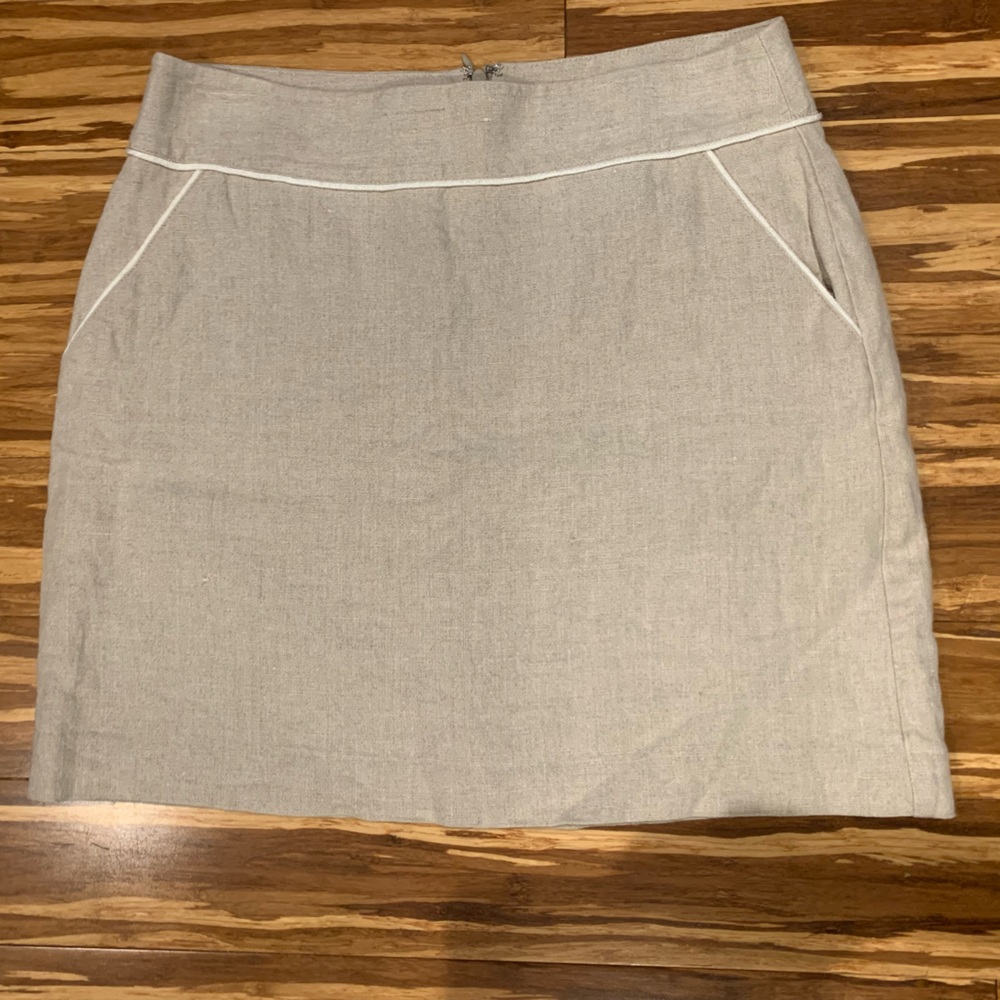 Loft khaki linen skirt with pockets size 4